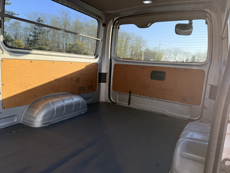 HIACE VAN-18