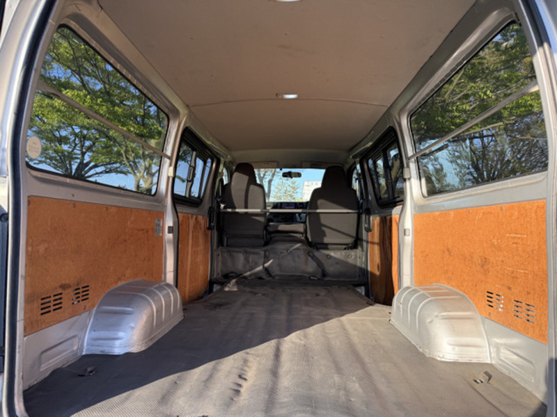 HIACE VAN-19