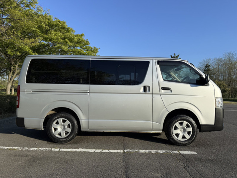 HIACE VAN-6