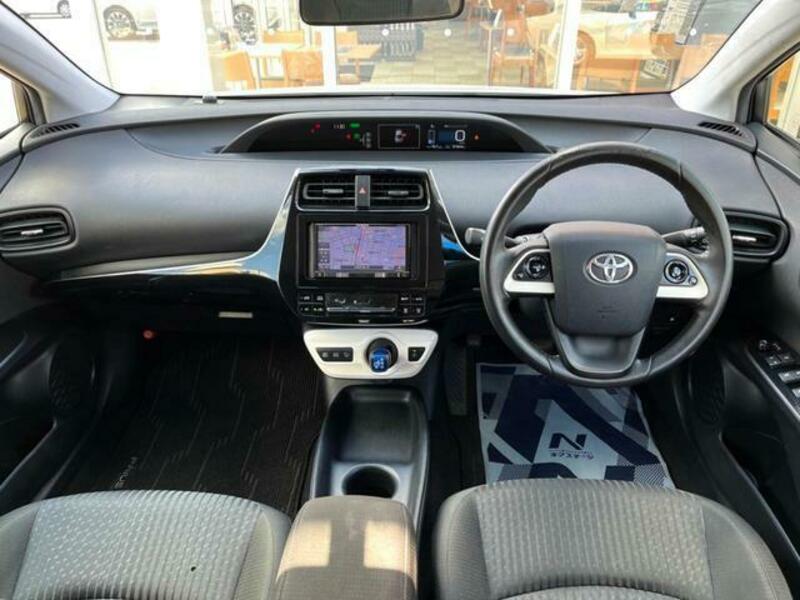 PRIUS-1