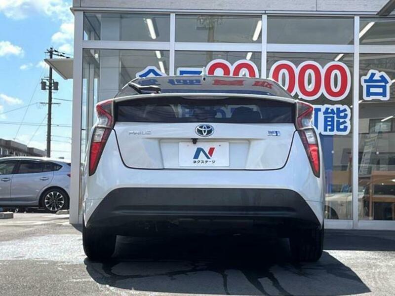PRIUS-14