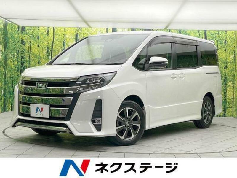 TOYOTA　NOAH
