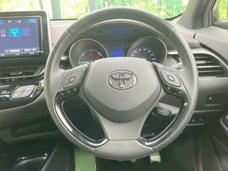 C-HR-11