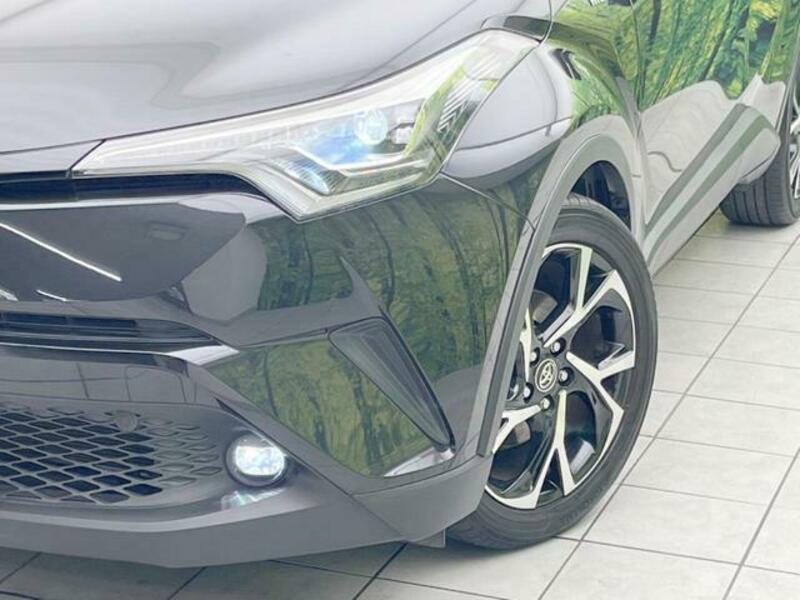 C-HR-12