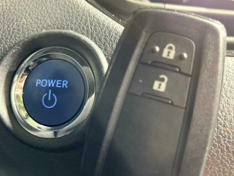C-HR-7
