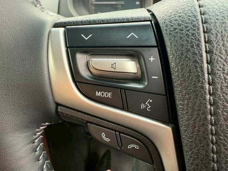 LAND CRUISER PRADO-15