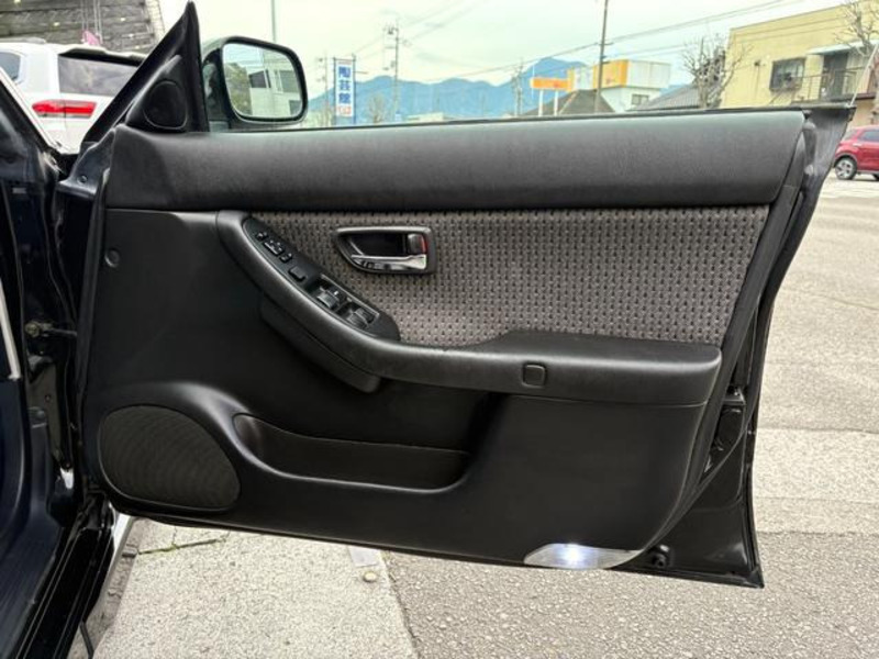 LEGACY B4