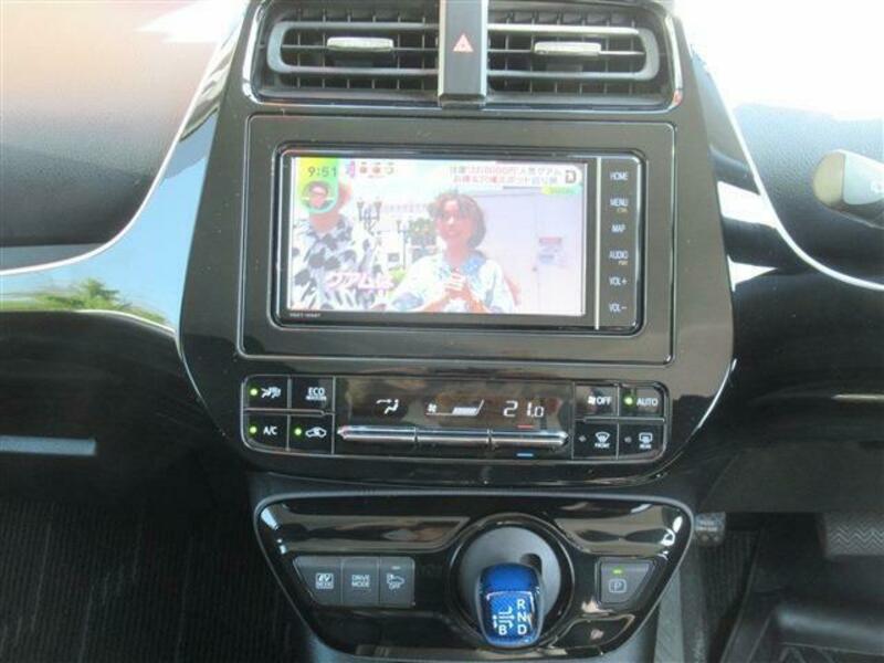 PRIUS-5