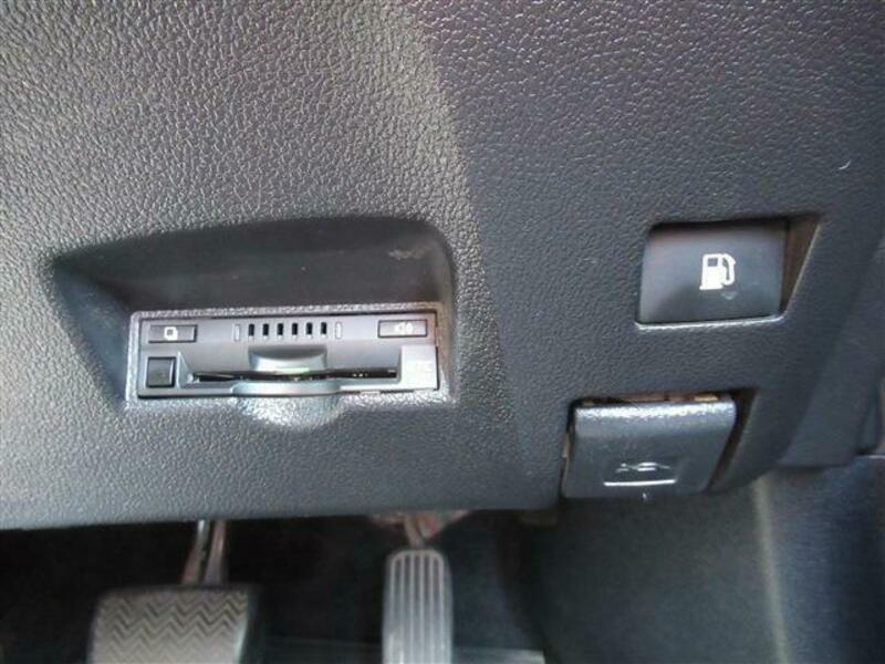 PRIUS-8