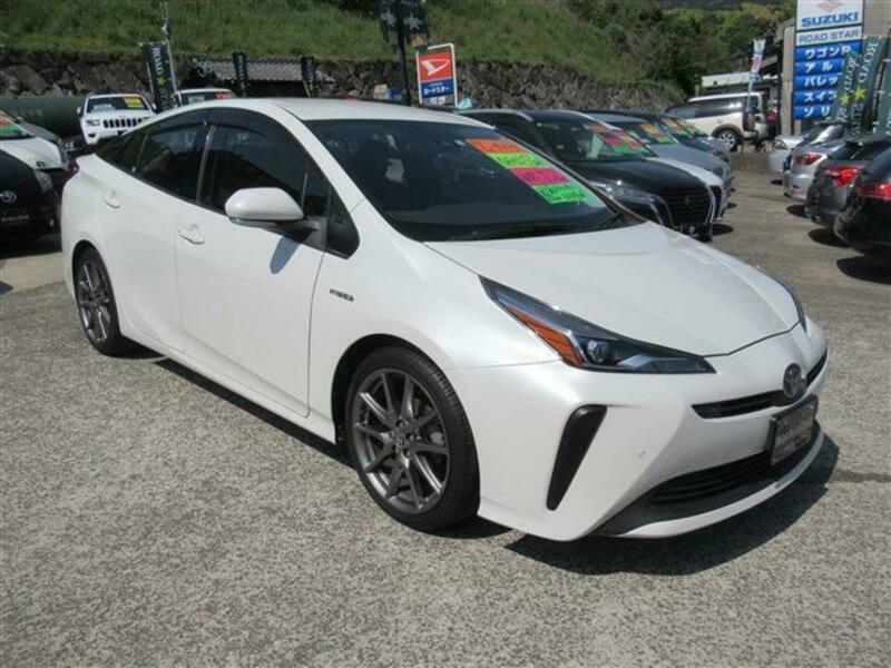 PRIUS-10