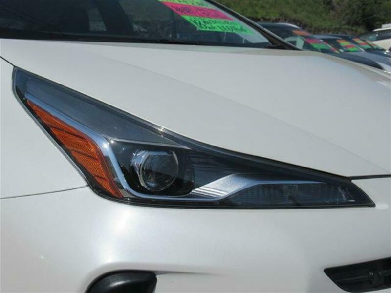 PRIUS-11