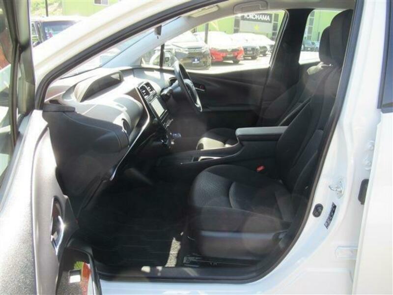 PRIUS-14