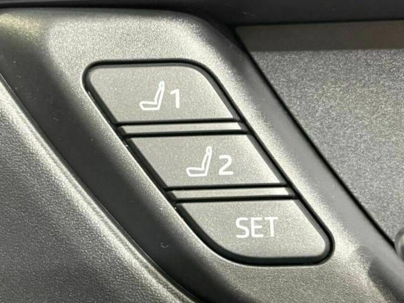 PRIUS-6
