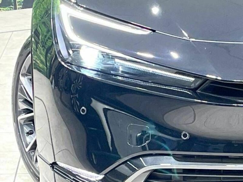 PRIUS-12