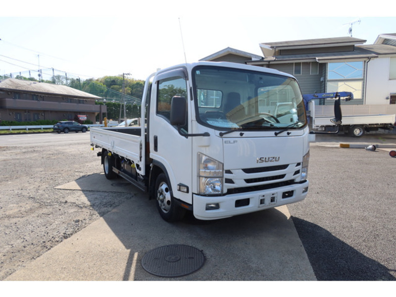 ISUZU　ELF
