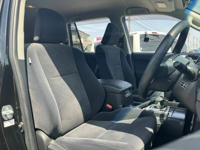 LAND CRUISER PRADO-5
