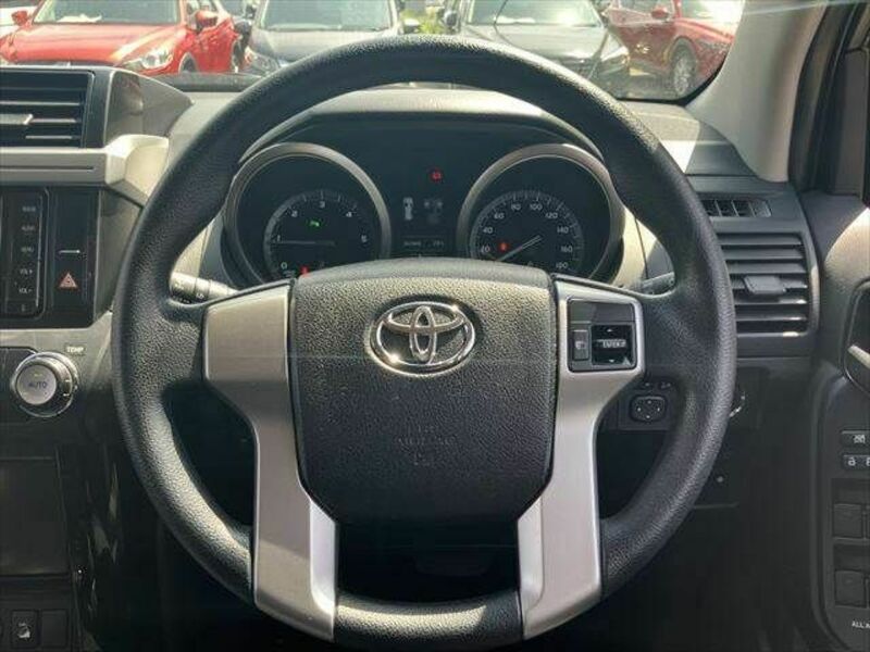 LAND CRUISER PRADO-8