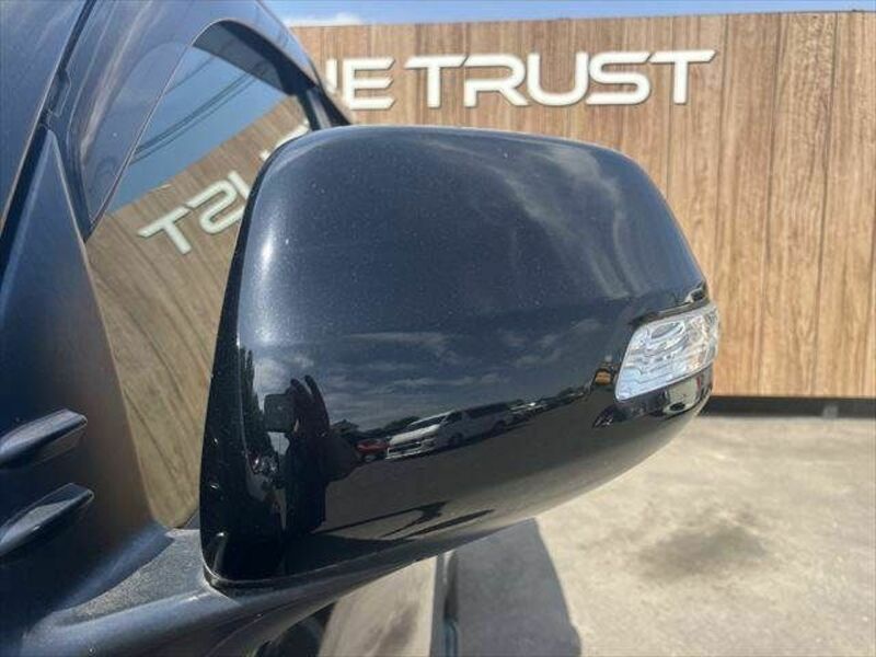 LAND CRUISER PRADO-19