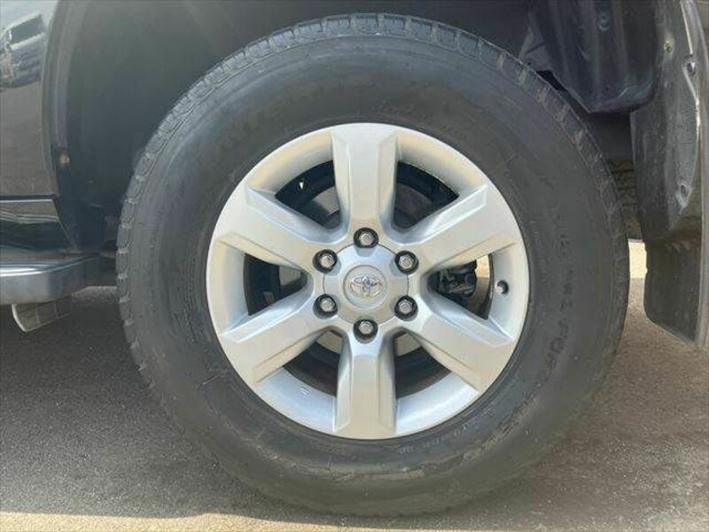 LAND CRUISER PRADO-26
