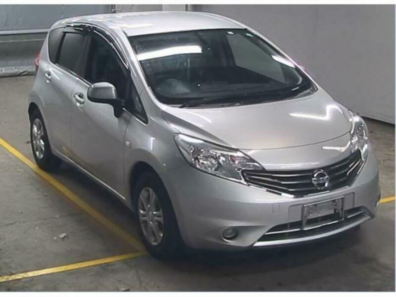NISSAN　NOTE