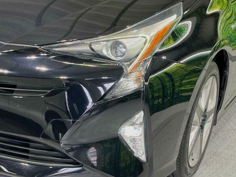 PRIUS-11
