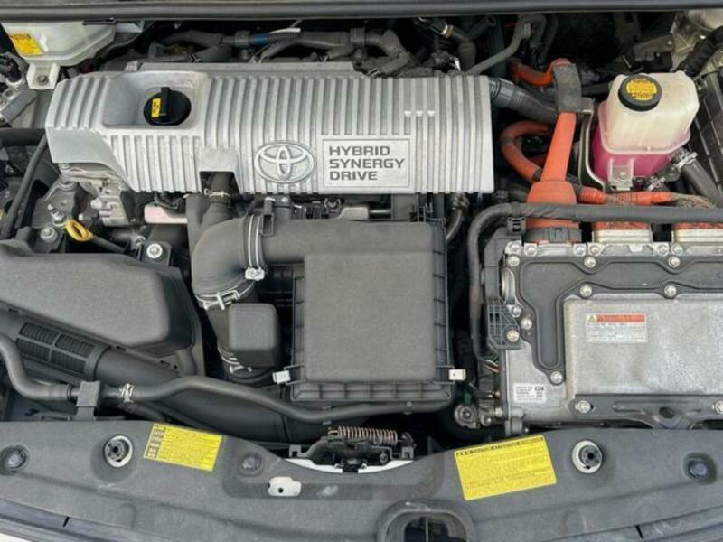 PRIUS-17