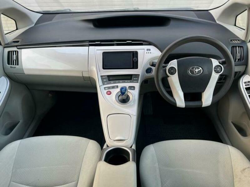 PRIUS-1