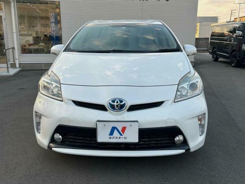 PRIUS-13