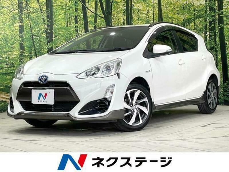 TOYOTA　AQUA