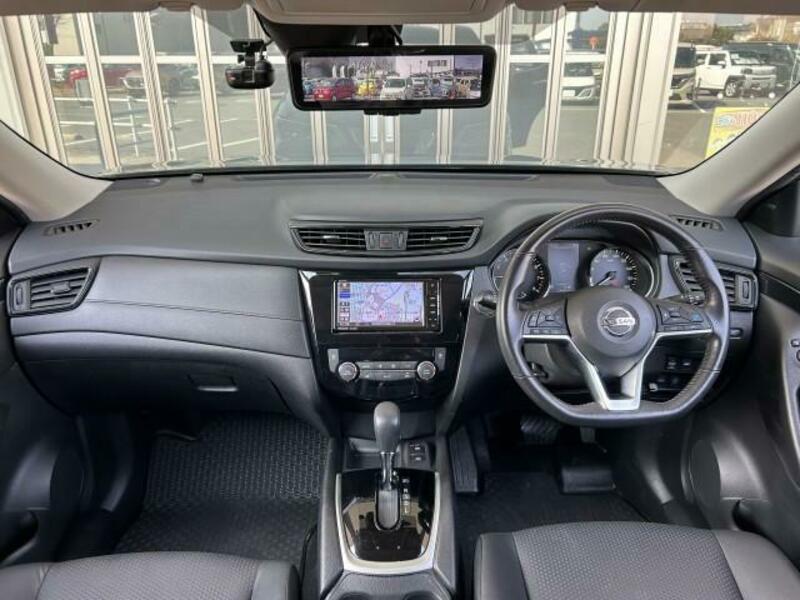 X-TRAIL-2