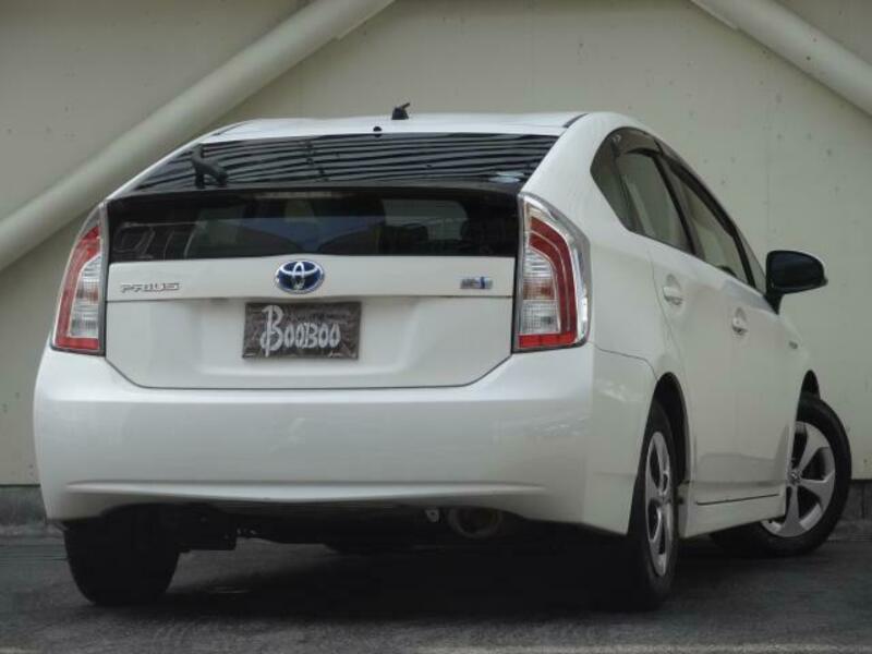 PRIUS-1