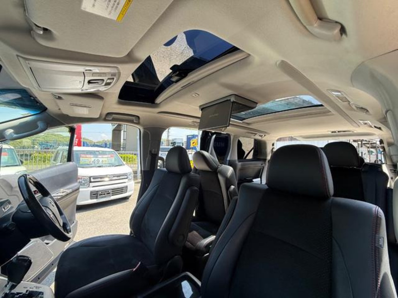 VELLFIRE-5