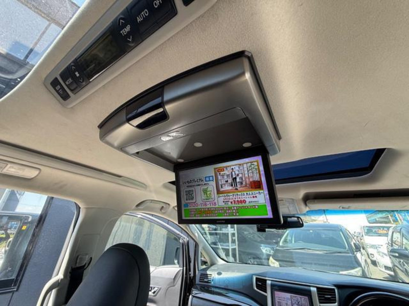 VELLFIRE-4