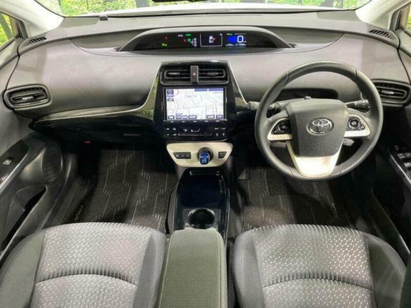 PRIUS-1
