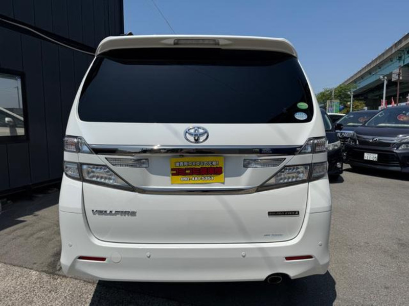 VELLFIRE-10