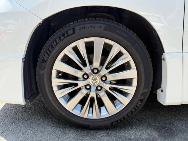 VELLFIRE-5