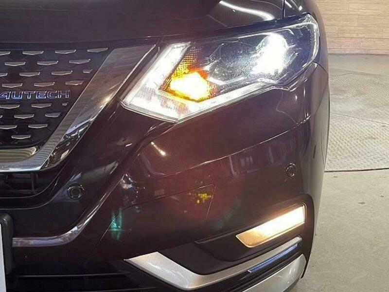 X-TRAIL-10