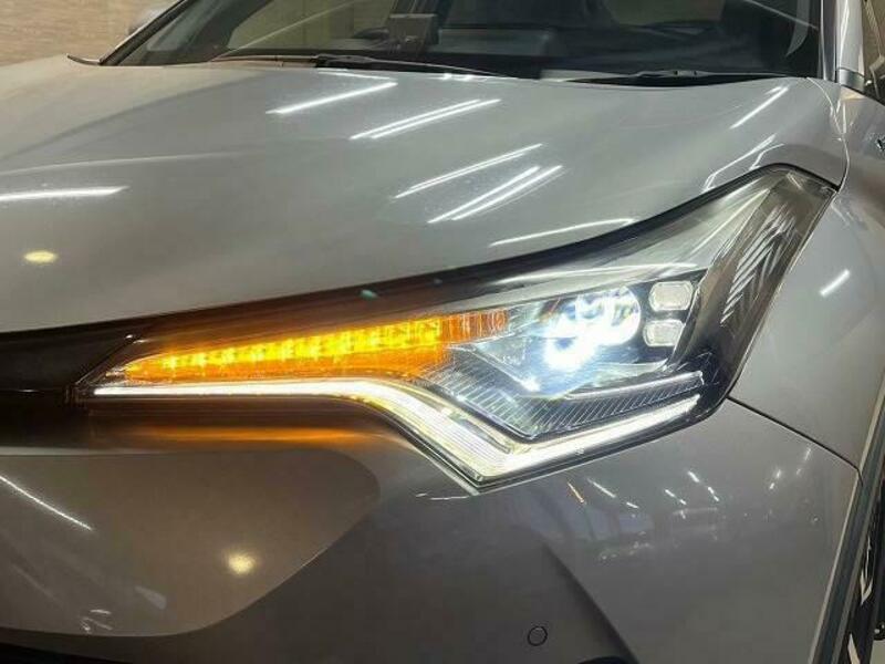 C-HR-10