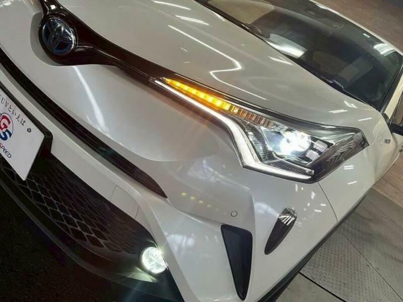 C-HR-15