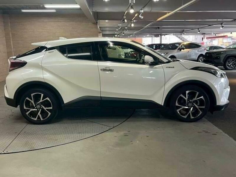 C-HR-17