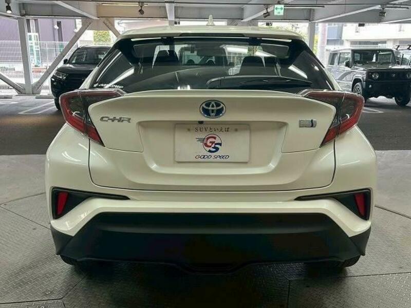 C-HR-18