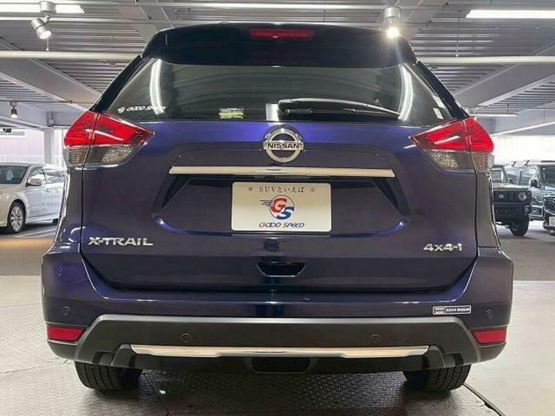 X-TRAIL-18