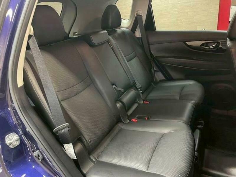 X-TRAIL-9