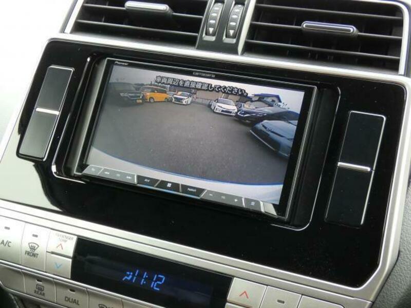 LAND CRUISER PRADO-13