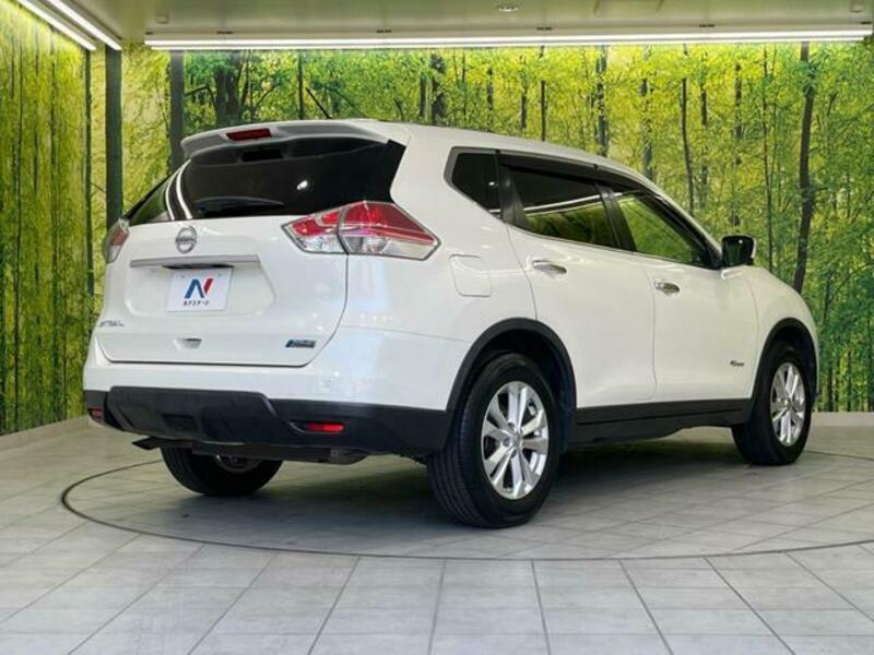 X-TRAIL-16