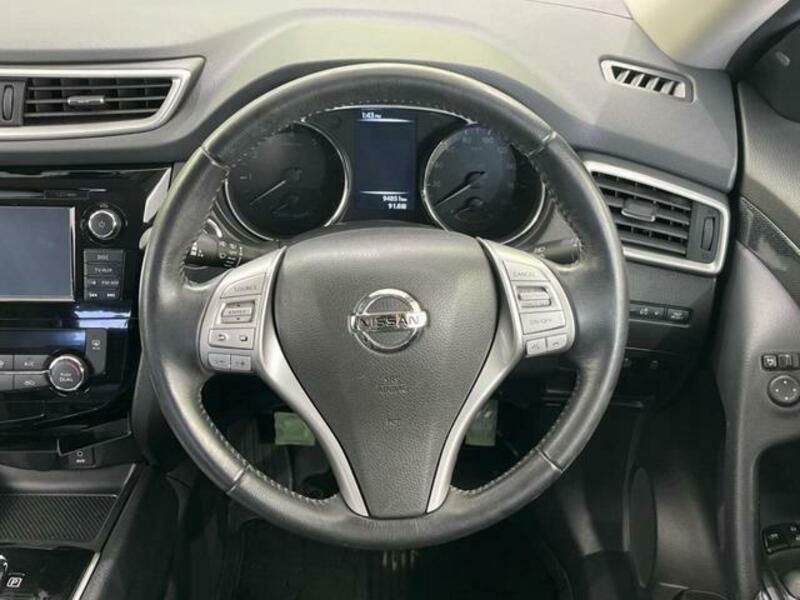 X-TRAIL-10