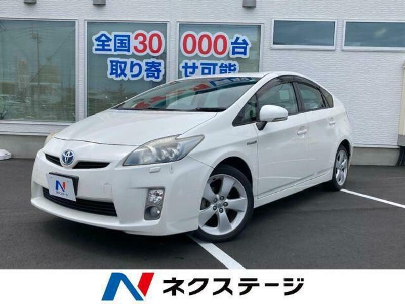 TOYOTA　PRIUS