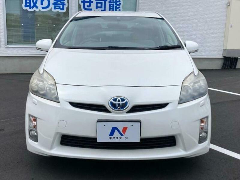 PRIUS-13