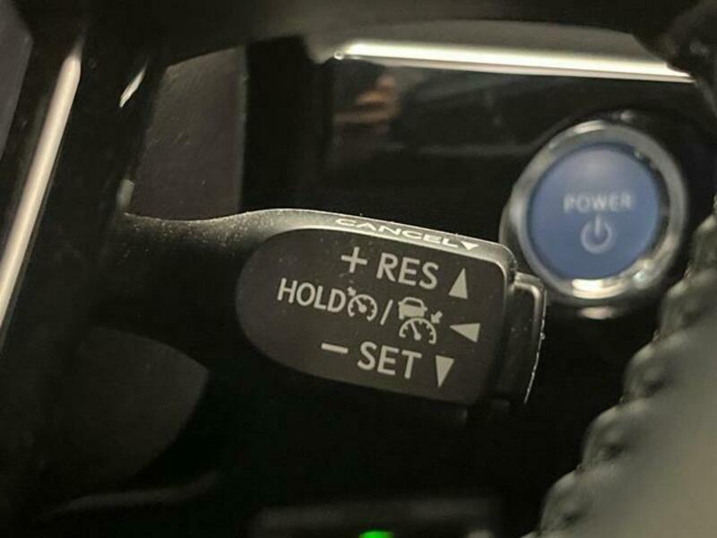 PRIUS-4