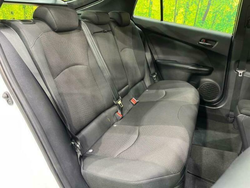 PRIUS-8